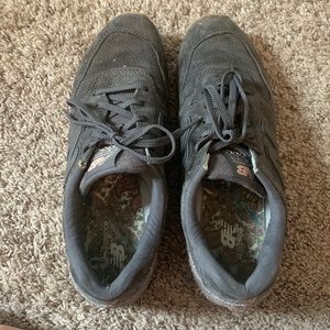 New balance tennis shoes!